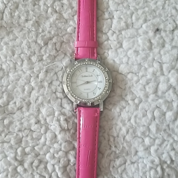 5 watches - $24 for All - Picture 5 of 6